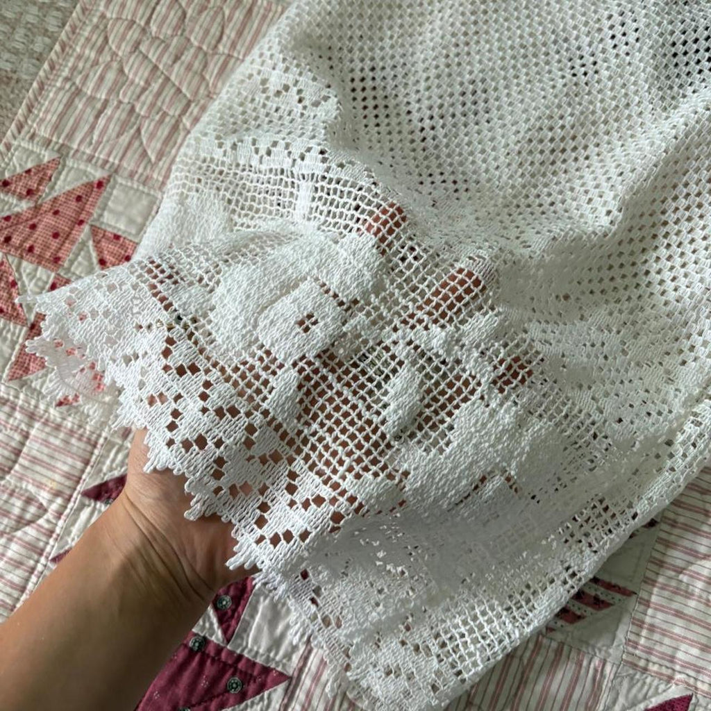 Lace bloomers