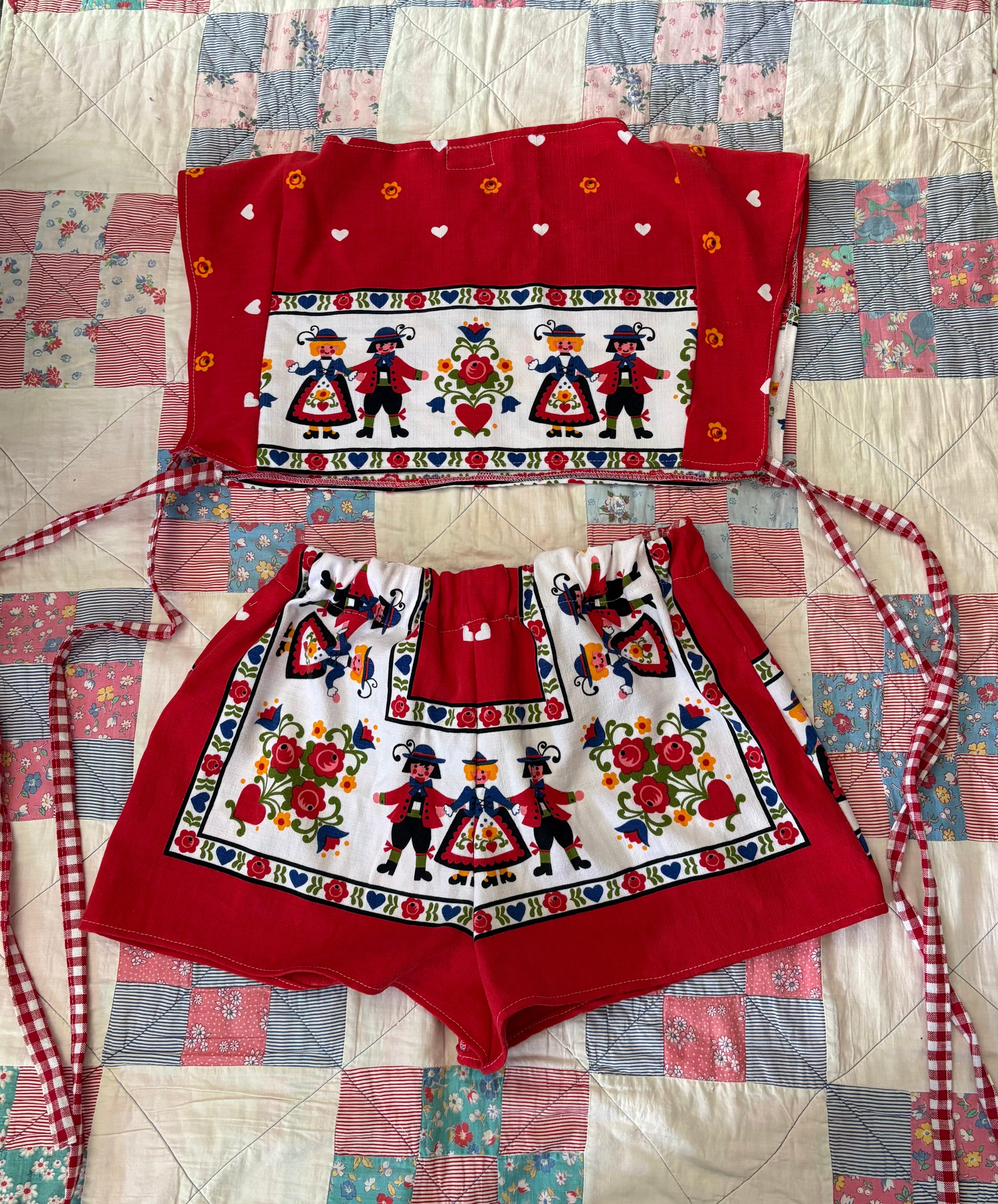 Dutch Print Play Set